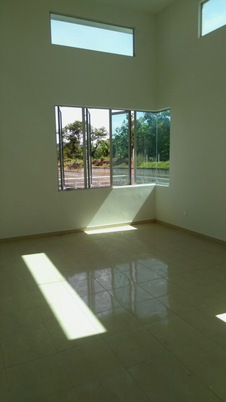 Bungalow 2 Sty Tmn Cenderawasih, near Seremban - photo 9