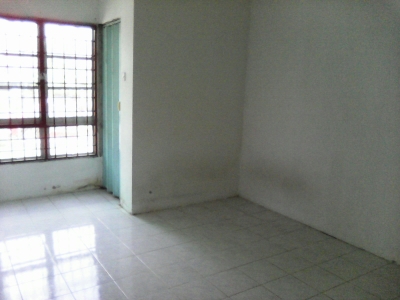 Lestari Putra, Puchong Selangor - photo 4