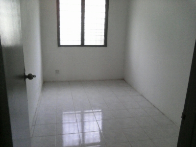Lestari Putra, Puchong Selangor - photo 5