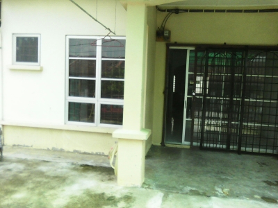 Lestari Putra, Puchong Selangor - photo 7