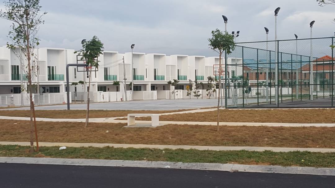 Elvina Hijayu 3  Bdr Sri Sendayan Negeri Sembilan