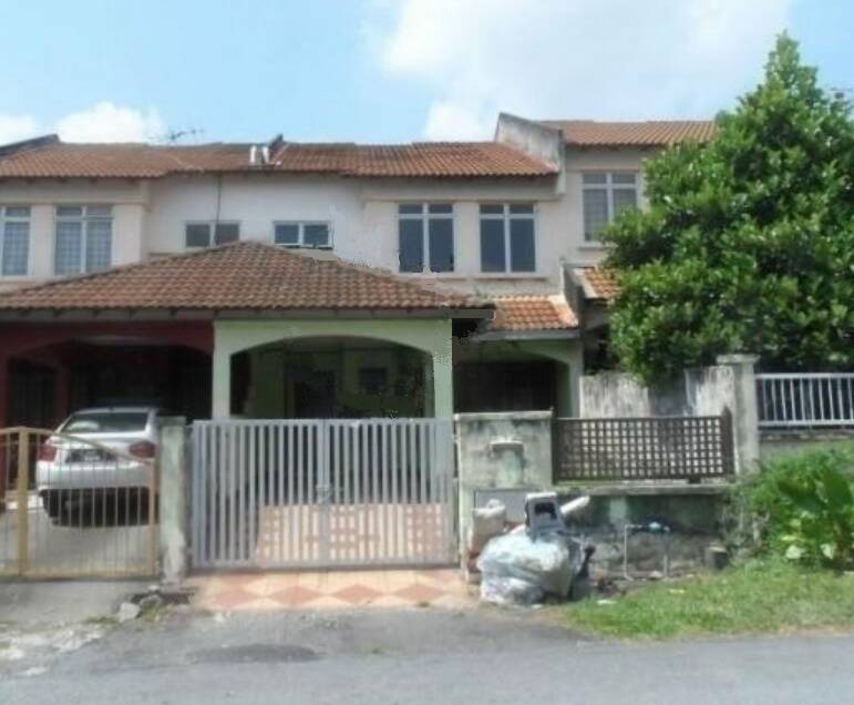 2sty Terrace Tmn Mawar, Salak Tinggi Sepang - photo 1