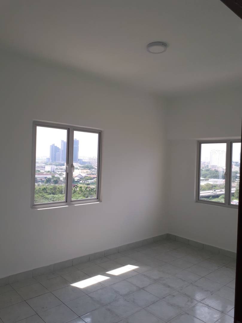 Villaria Condo, Petaling Jaya near Sunway - photo 2