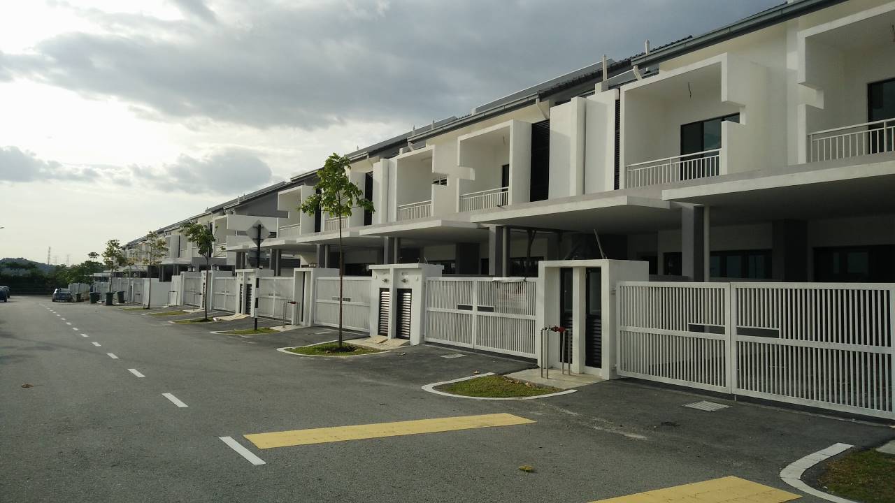 Laman Delfina Nilai Impian