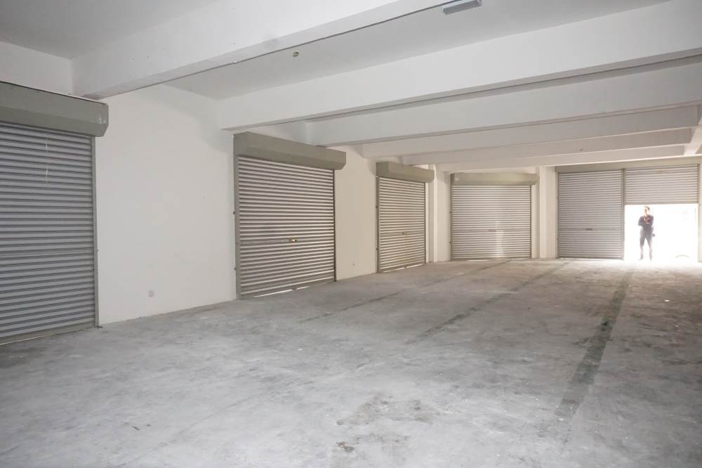 3 Storey Corner Shoplot Saujana Utama, Sg Buloh - photo 5