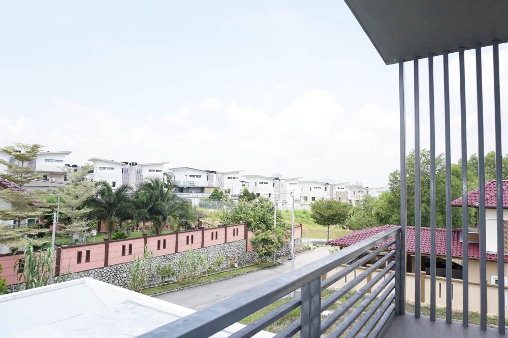 2 Storey FREEHOLD Bungalow Bandar Mahkota Cheras - photo 2