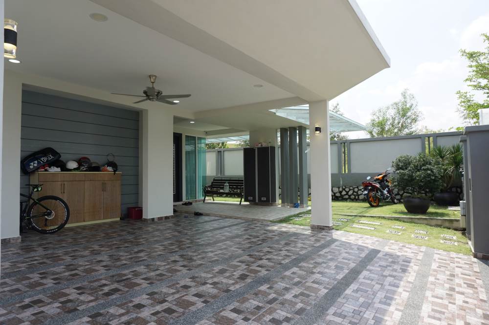 2 Storey FREEHOLD Bungalow Bandar Mahkota Cheras - photo 3