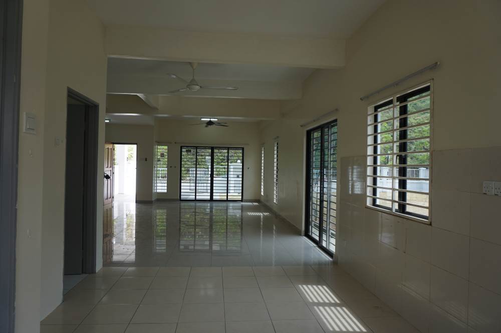 2 Storey Bukit Saujana Saujana Utama Sungai Buloh - photo 4