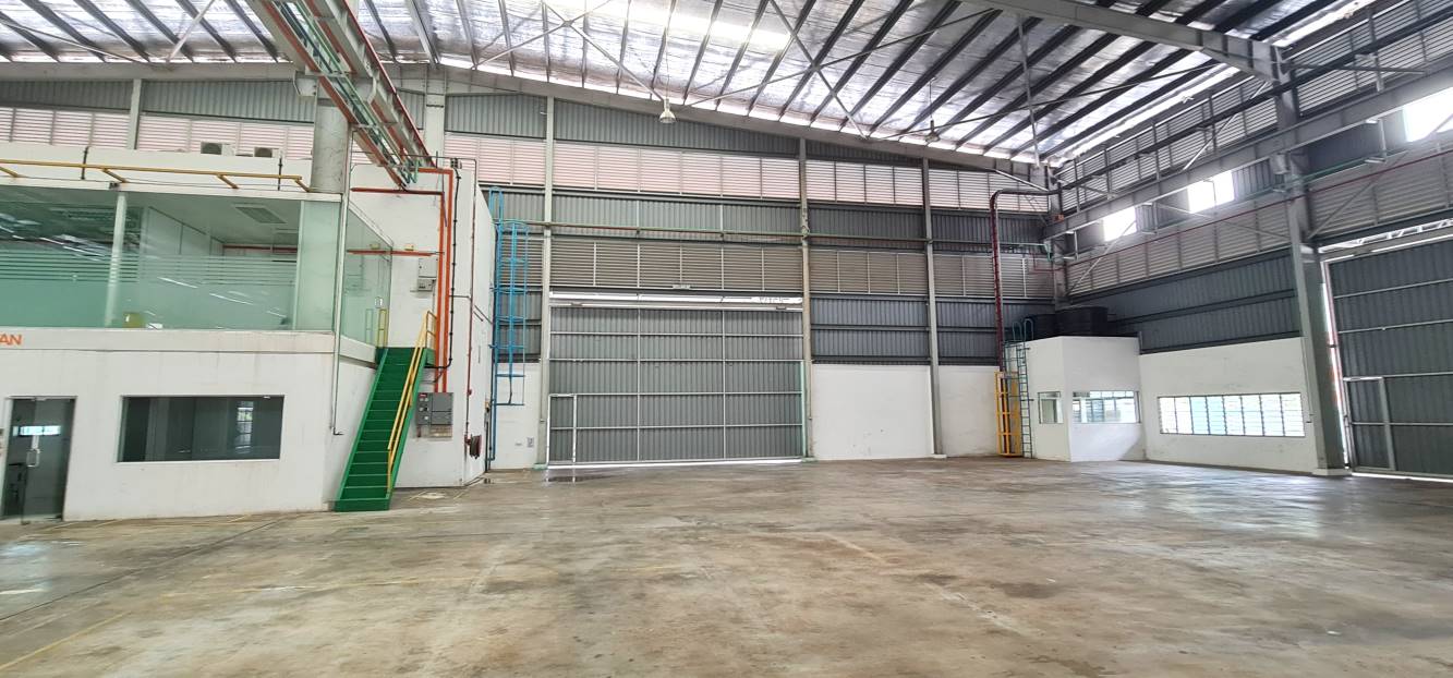 Land Area 65340sqft Power Supply 2400amp - photo 4