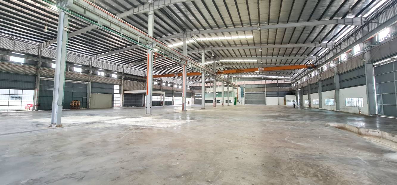 Land Area 65340sqft Power Supply 2400amp - photo 10