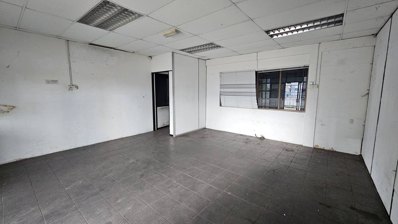 Perai with Land Area 44239sqft with 550amp - photo 4