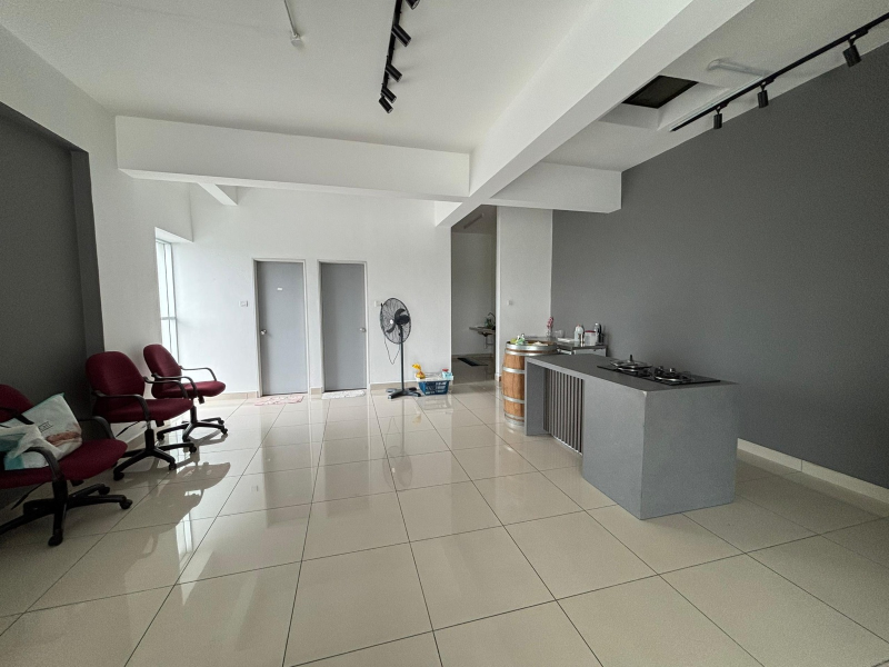3 Storey Semi Detached Factory Land Area 14123sqft - photo 2