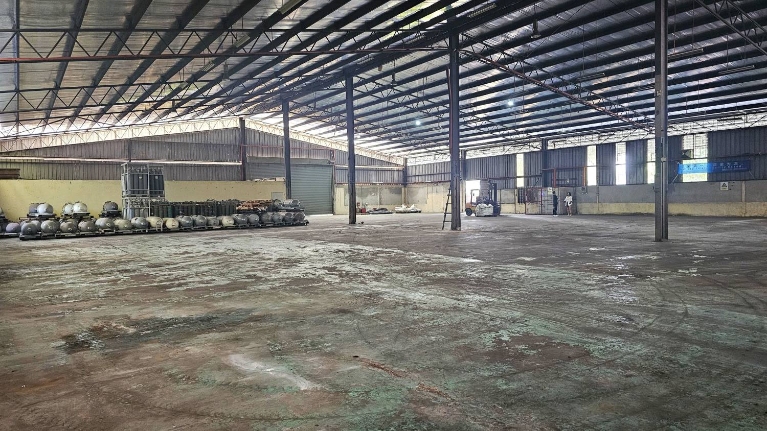 Taman Makmur, Lunas Detached Factory with Land Are - photo 3