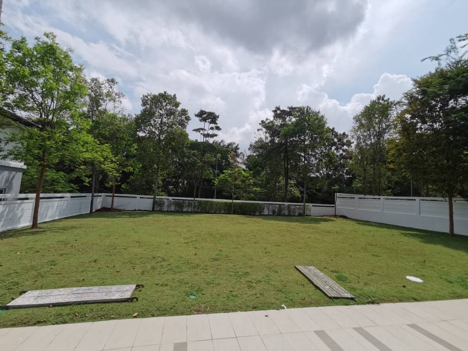 Sungai Buloh Bungalow 10000sqft Land - photo 7