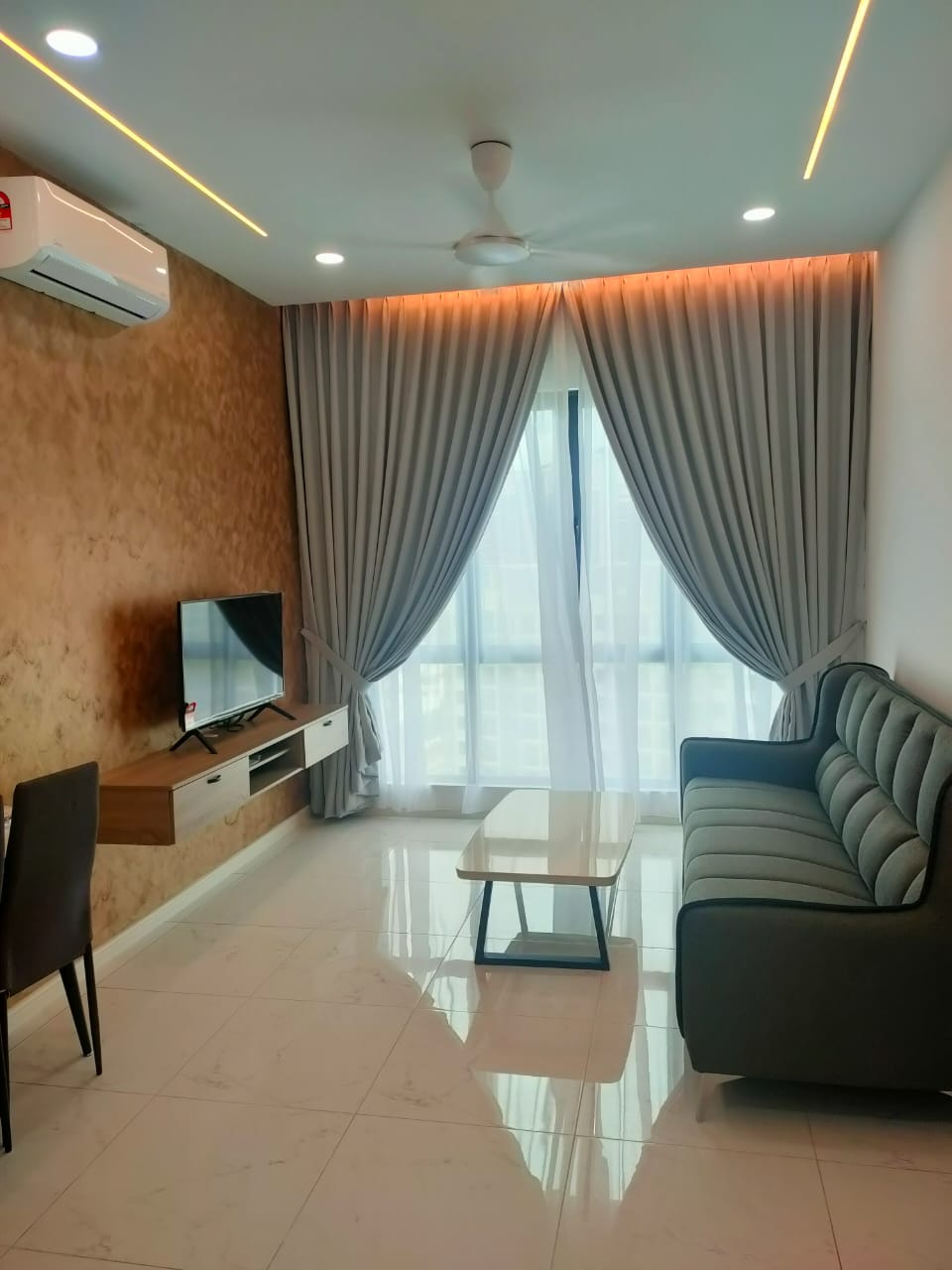 Suasana Condo, 926sf ...