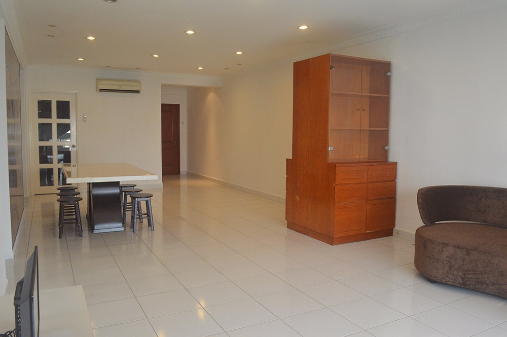 Duta Ria , Jalan Dutamas Raya