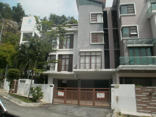 Anjung Tiara