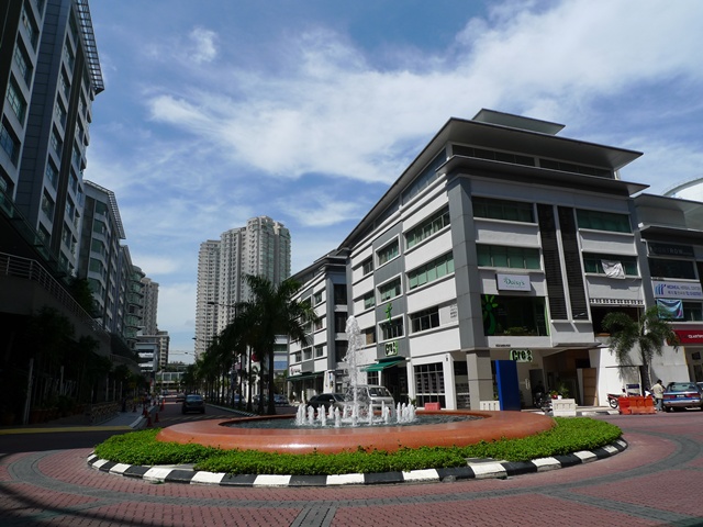 Solaris, Mont Kiara
