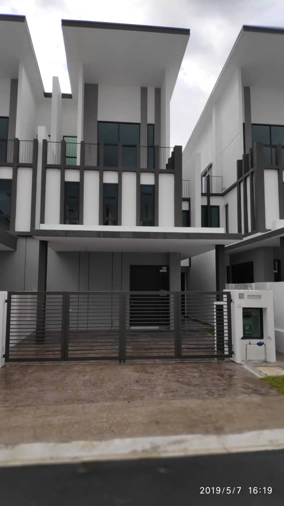Kalista Park Homes,Bukit Rahman Putra,Sungai Buloh