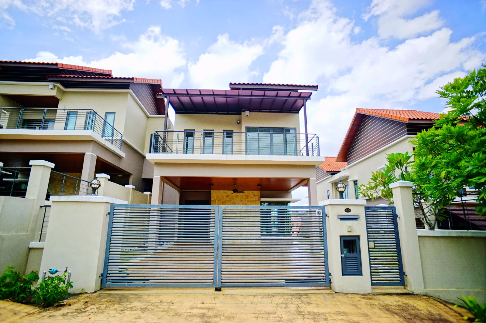 Kiara View,Mont Kiara,3 Storeys Semi-D