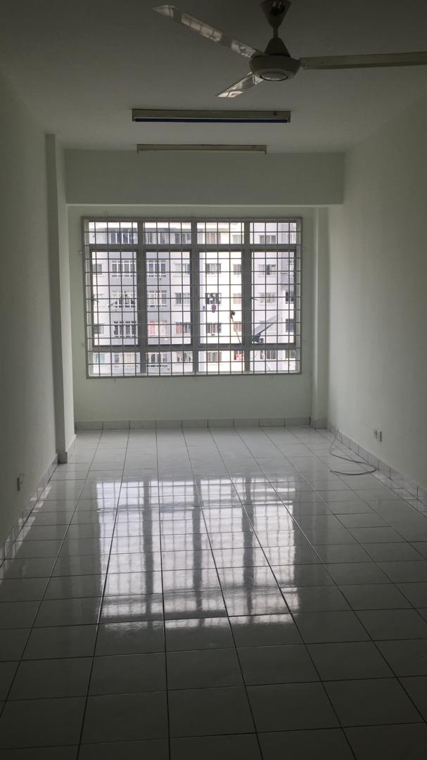 Suria Kipark Damansara,Kepong,Apartment