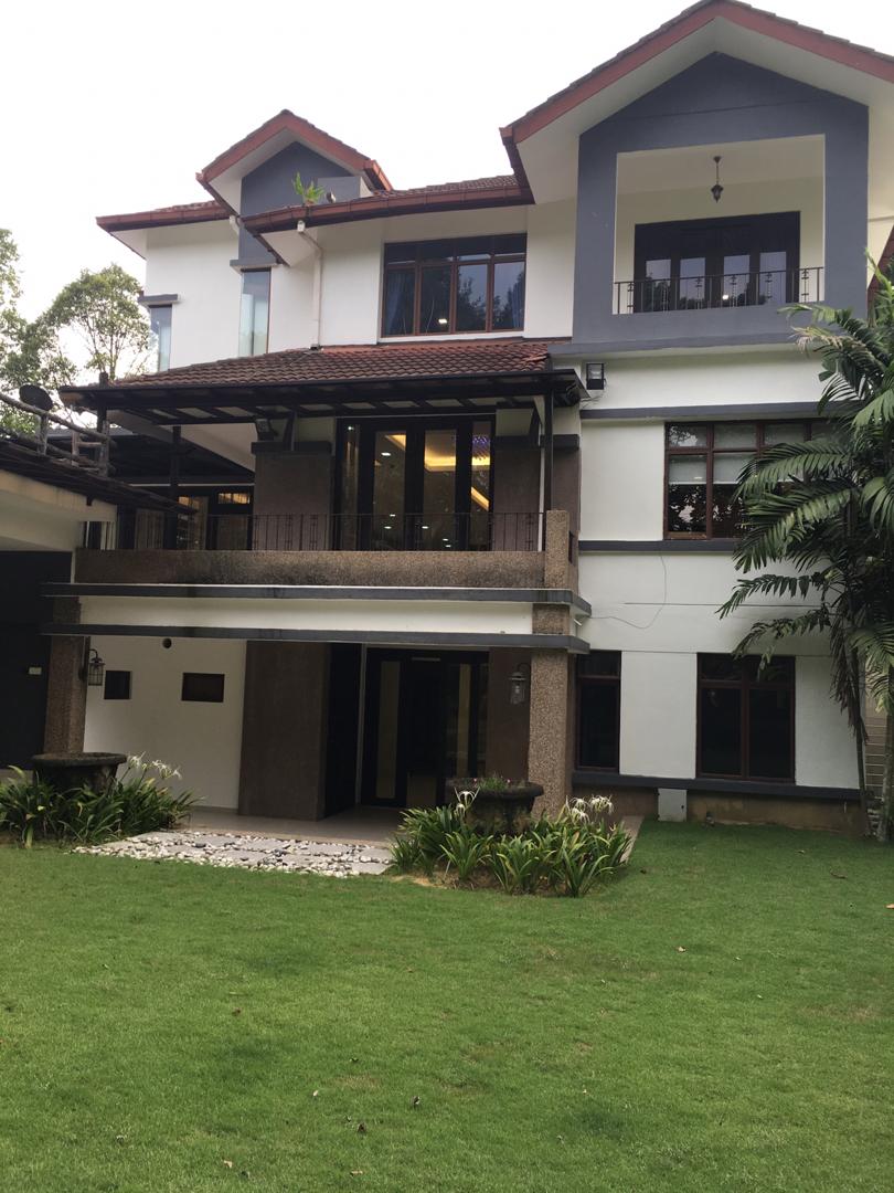 Valencia,Sungai Buloh,2 and half storeys Bungalow