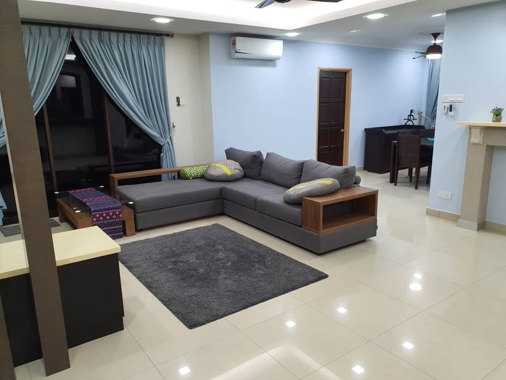 Royal Domain Sri Putramas 2,Jalan Kuching,Condo
