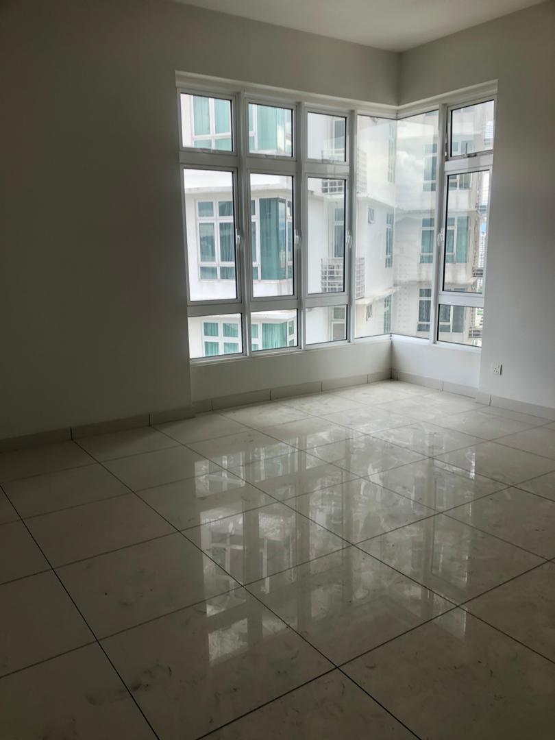 Royal Regent Sri Putramas 3,Jalan Kuching,Condo