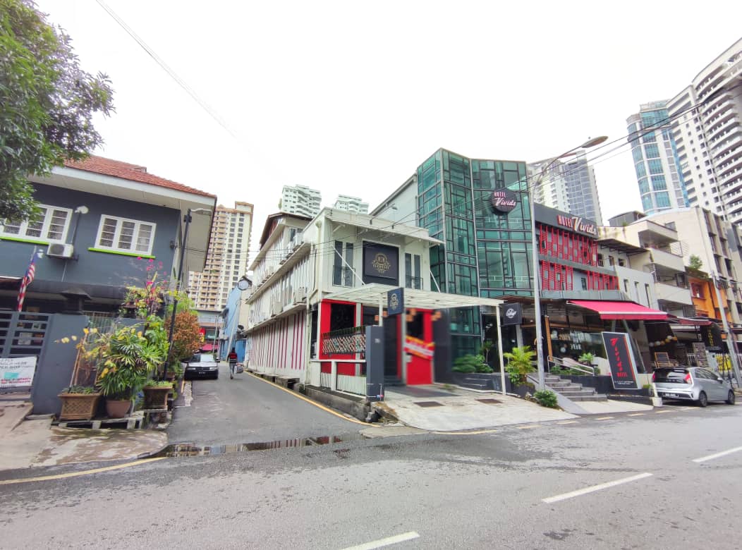 Changkat,Jalan Aloh Bukit Ceylon,Shop