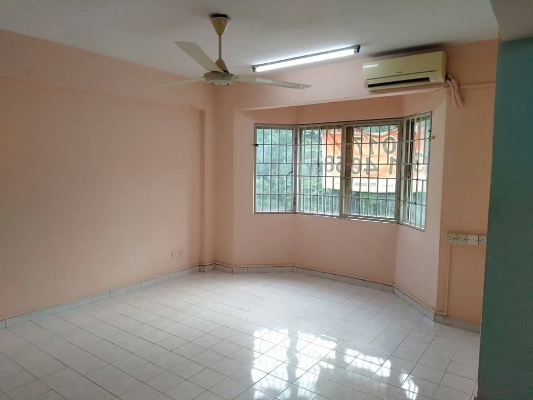 Aman Satu,Desa Aman Puri,Kepong,Apartment