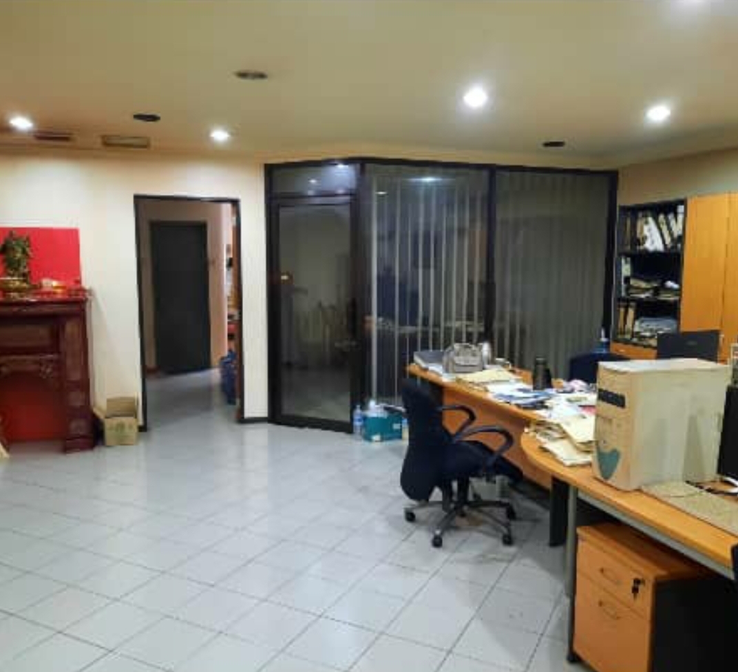 Medan Putra Business Centre,Menjalara,Office