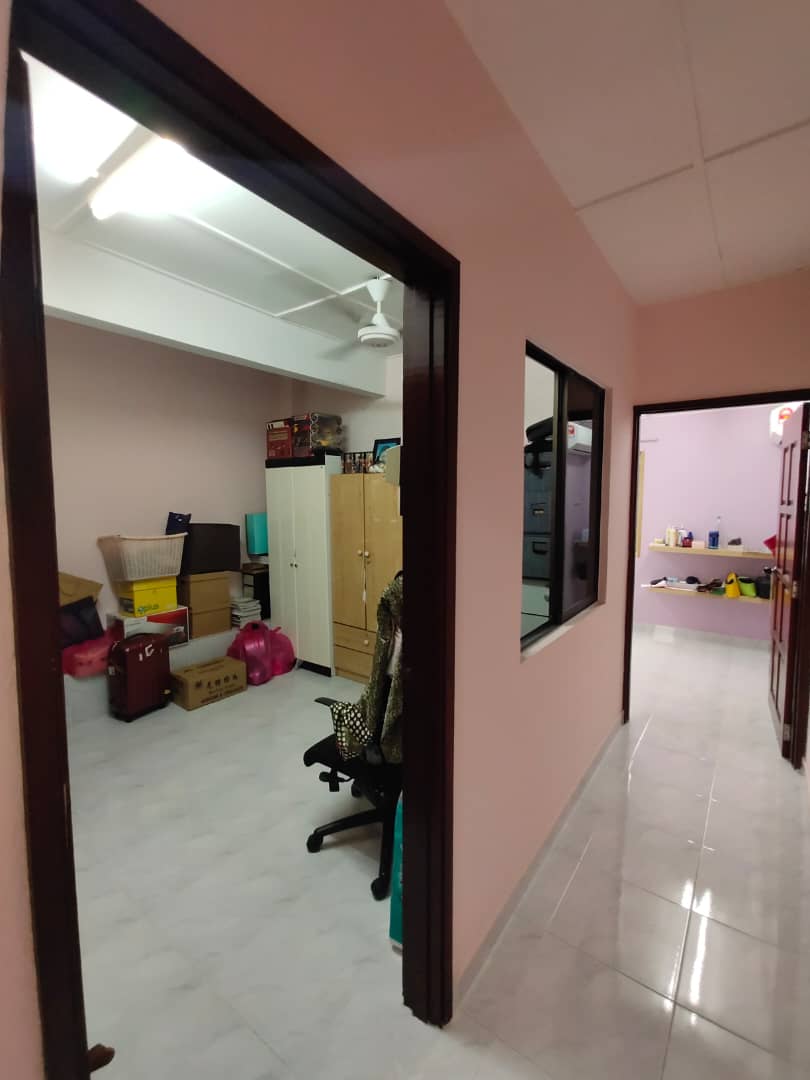Sri Gombak,Batu Caves,Selayang,2 Storeys Terrace - photo 5