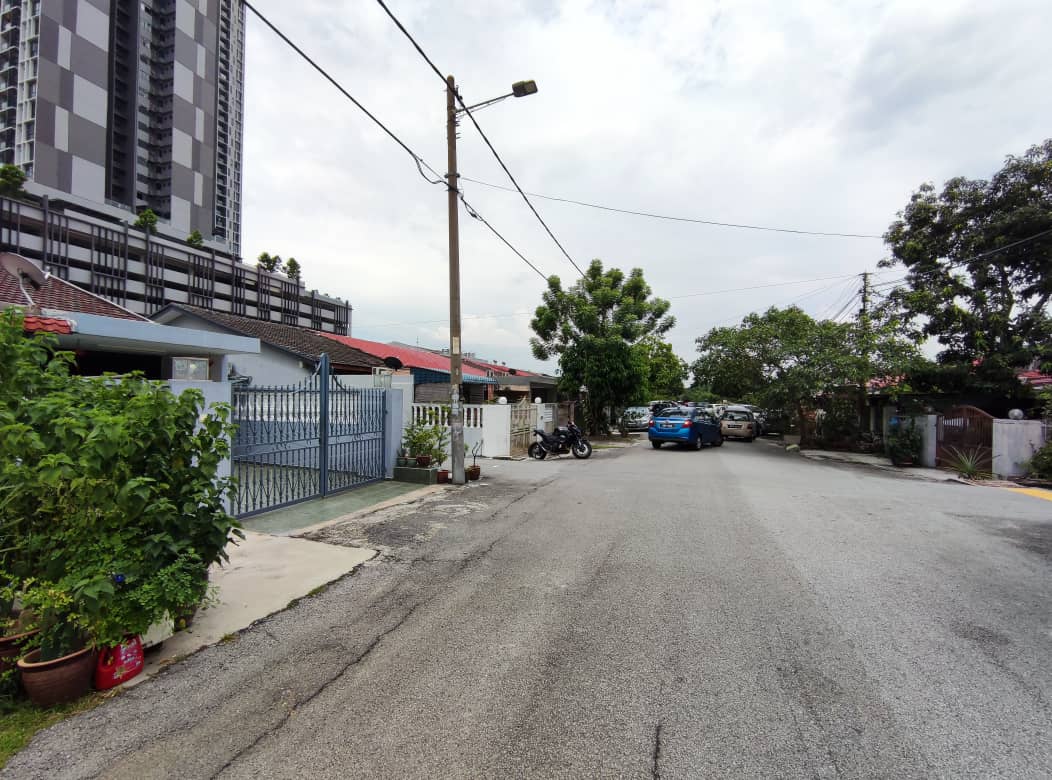 Sri Segambut,Kepong,1 storey Terrace House - photo 7