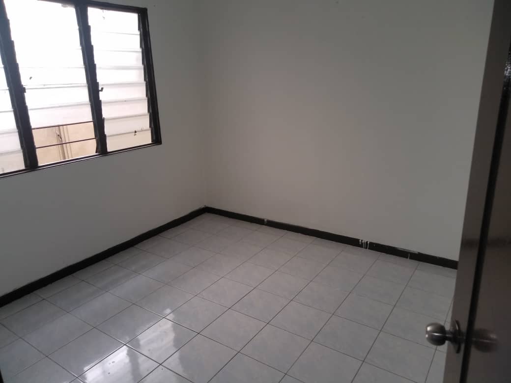 Laksamana Puri,Batu Caves,Condo - photo 2