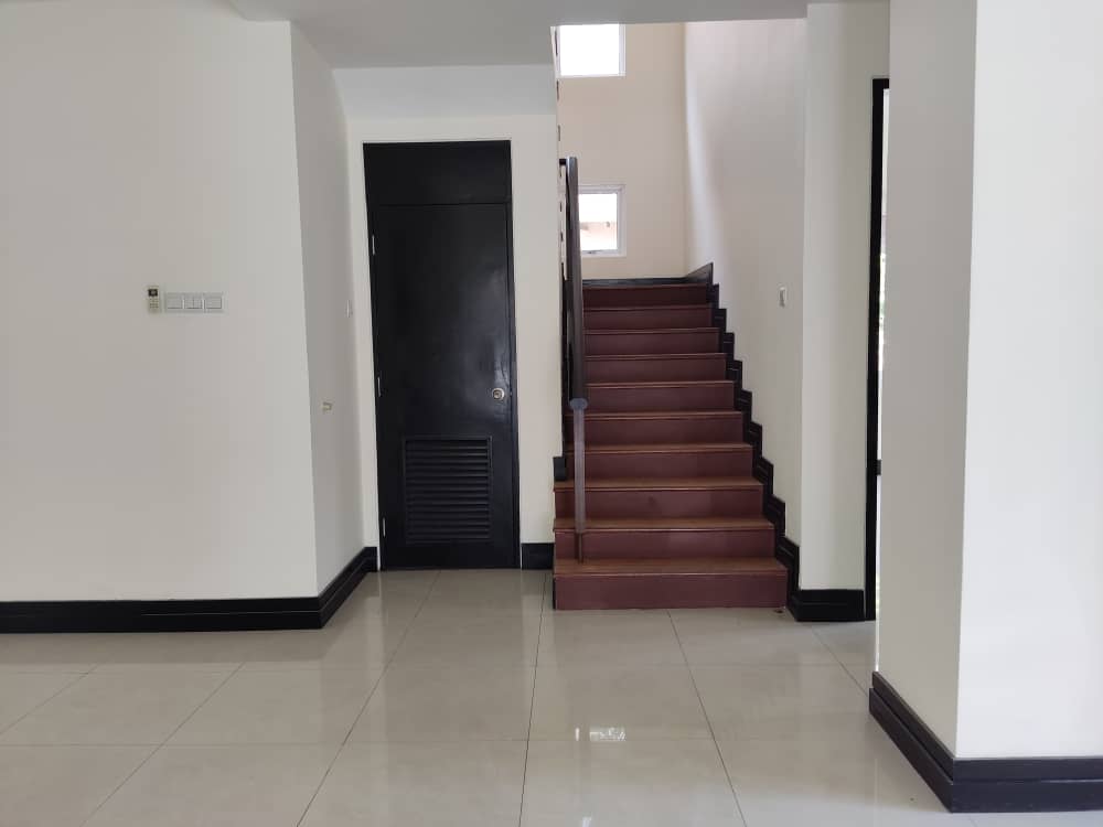 Levenue,Desa Parkcity,Kepong,Freehold 3 Sty Semi-D - photo 5