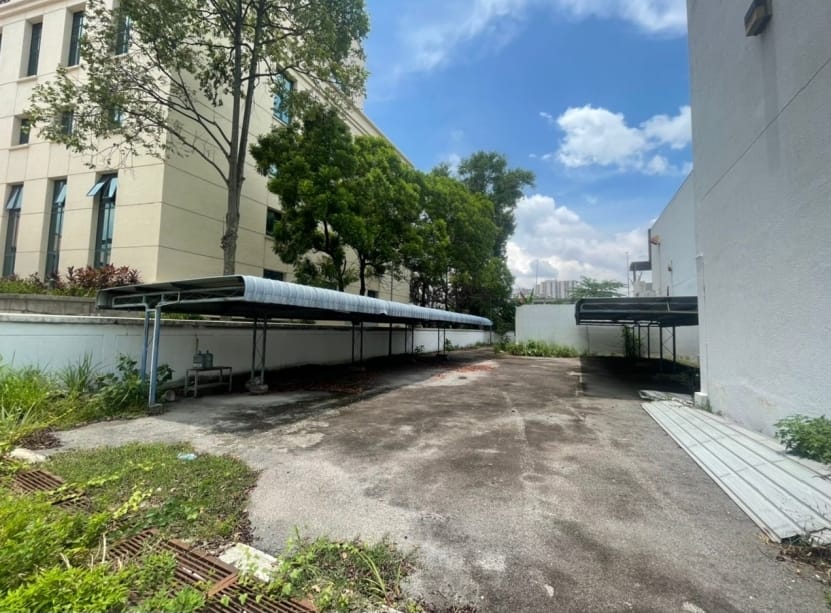 Sri Damansara,Kepong,2 Storeys Detached Factory - photo 2