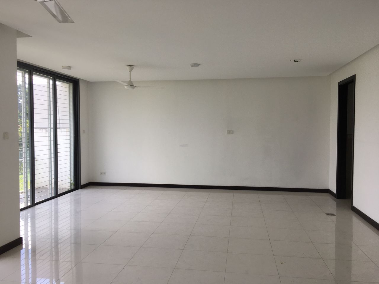Thistle Grove,Denai Alam,3 Storeys Terrace House - photo 7