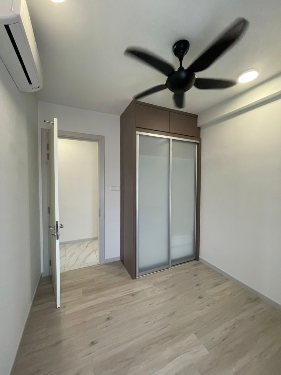 South Brooks,Desa Parkcity, Condo - photo 9