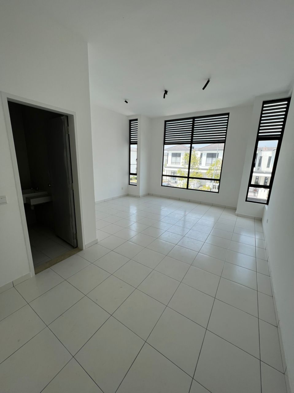 Eco Grandeur Graham Garden,2 Storeys Terrace House - photo 5
