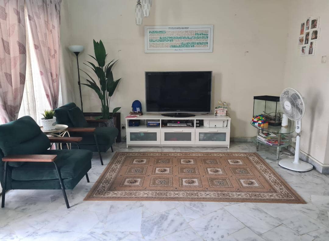 Putra Bahagia 8,2 Storeys Terrace House - photo 2