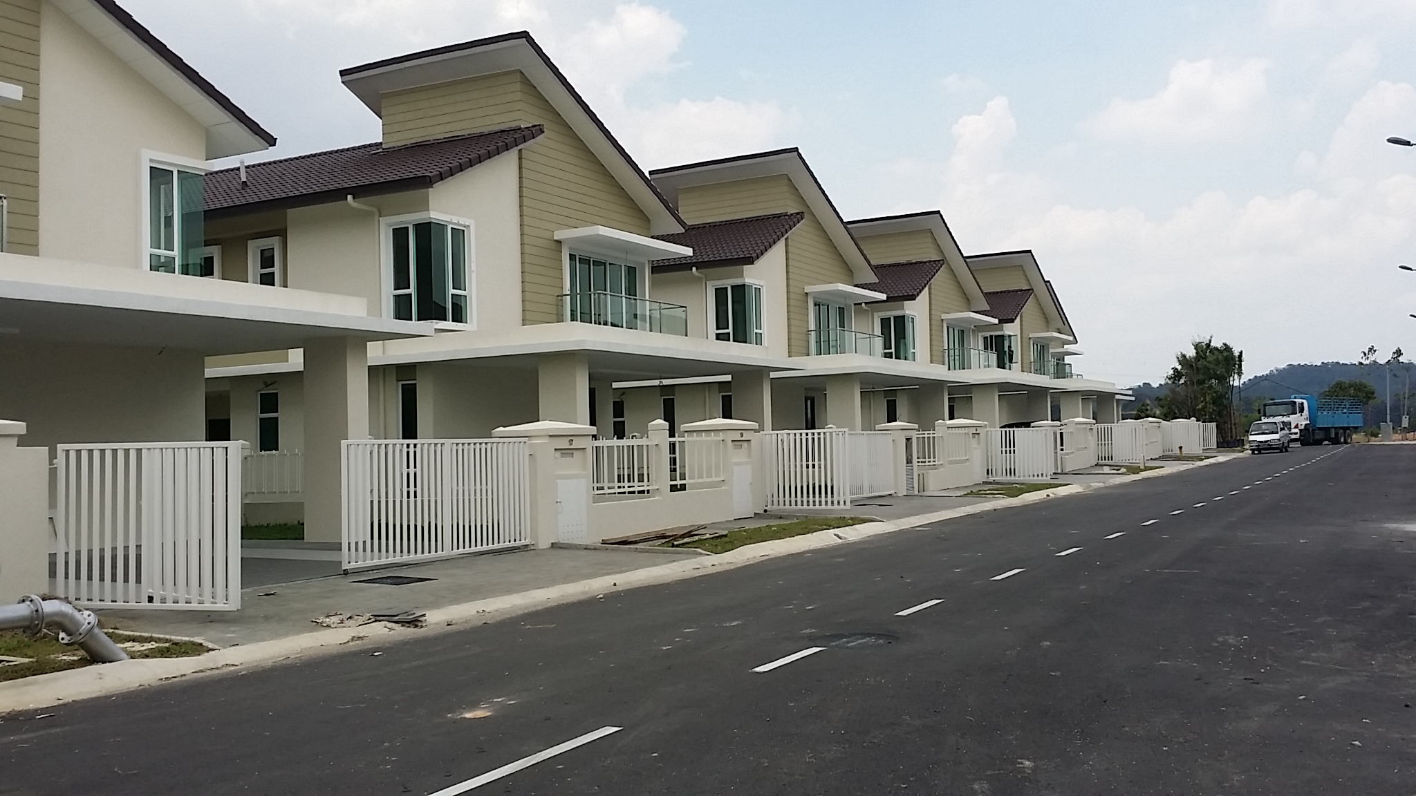 Villa Heights, Taman Equine, Seri Kembangan - photo 3
