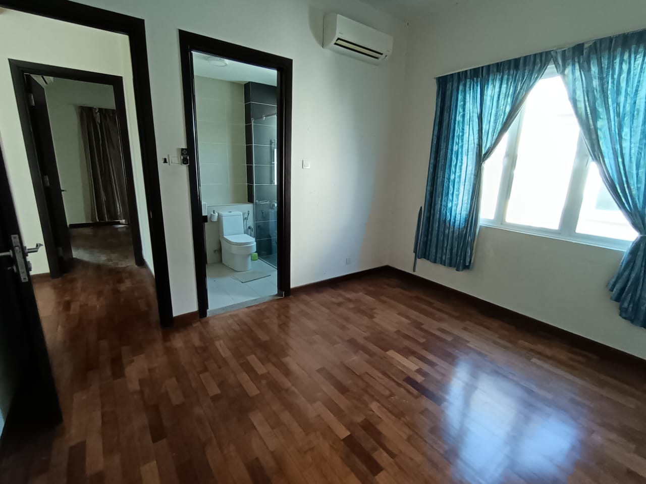 Villa Heights, Taman Equine, Seri Kembangan - photo 11
