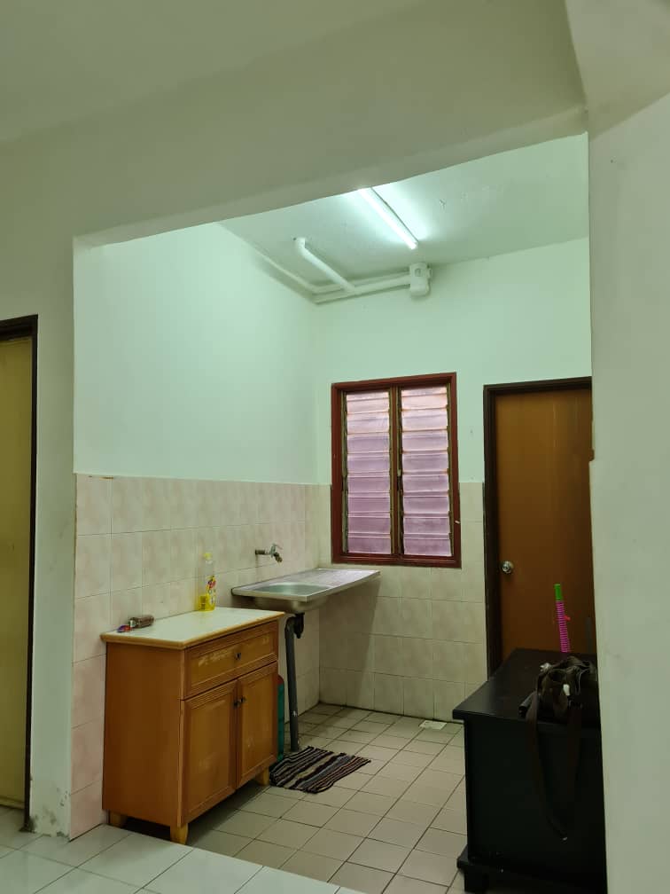 Taman Orkid Shop Apartment, Cheras Batu 9 - photo 5