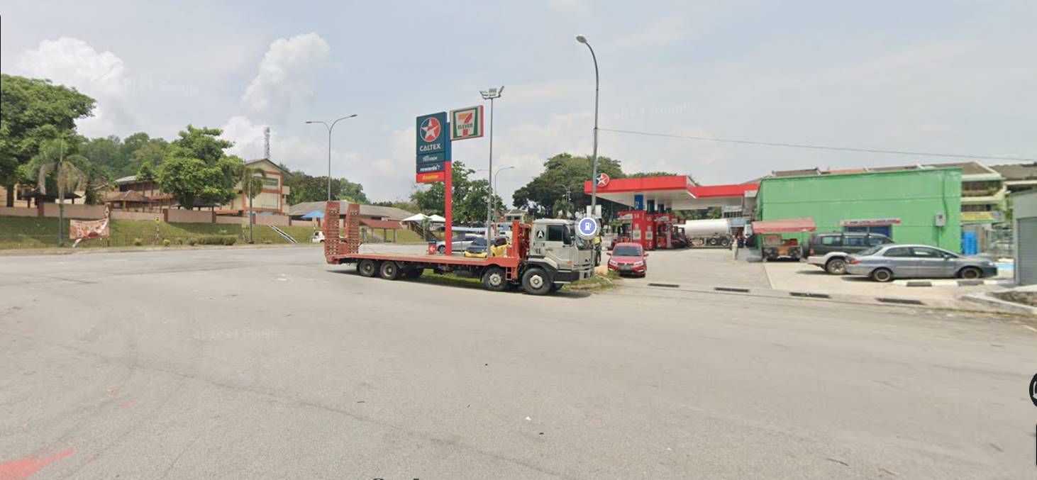 Taman universiti indah Factory, seri kembangan - photo 2