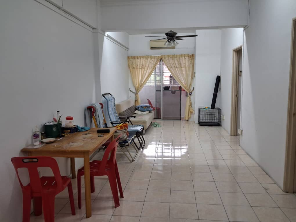 Red Ruby Apartment,  ...