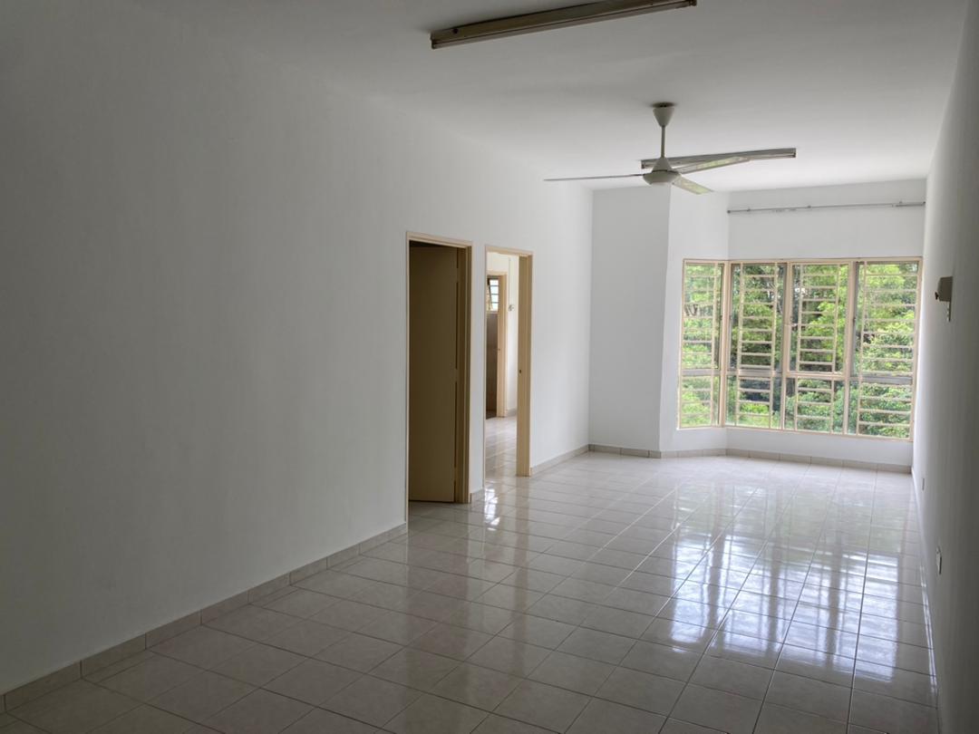 Merak Apartment Bandar Kinrara Puchong - photo 3