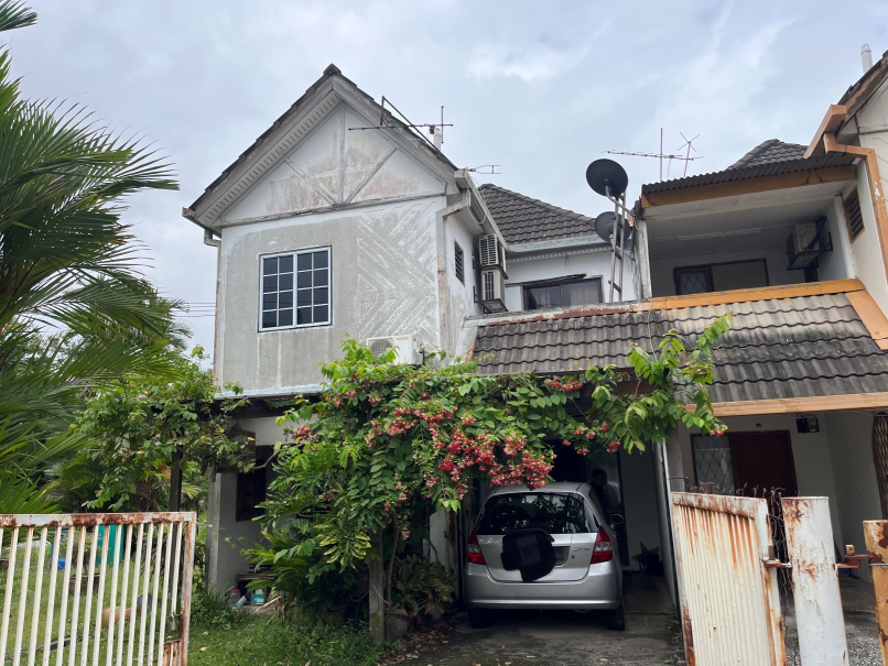 Corner Double Storey ...