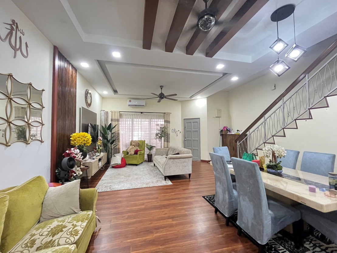 Extended double storey terrace Antara Gapi - photo 2