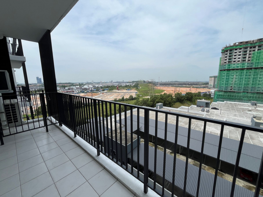 Huni Residence Eco Ardence Setia Alam - photo 9