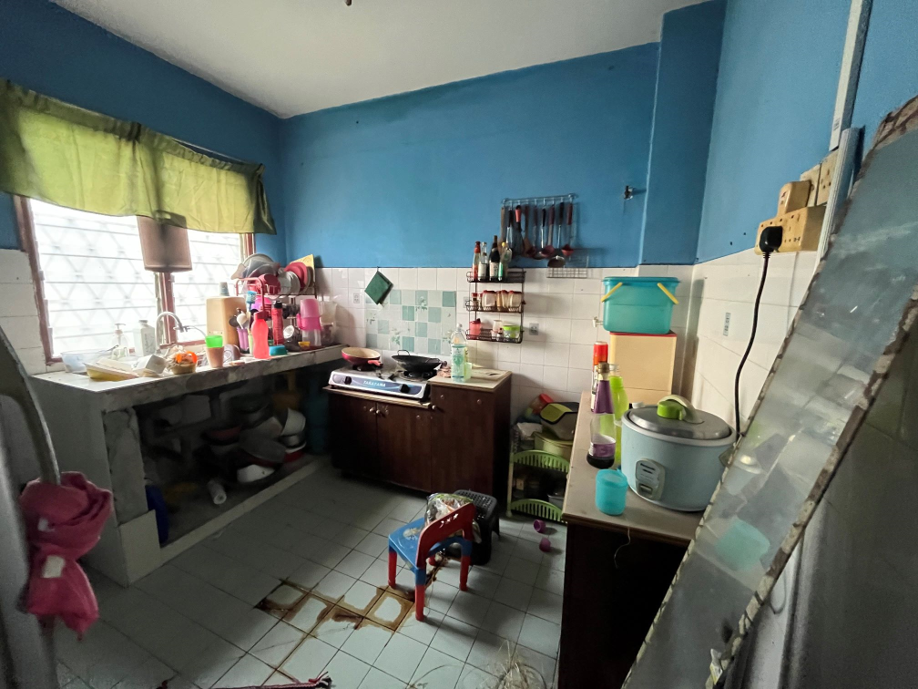 Double storey terrace Seri Damak Seri Andalas jaya - photo 7